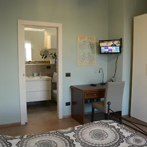 La Casa Di Agnese - Camera Con Bagno E Cucina Saronno